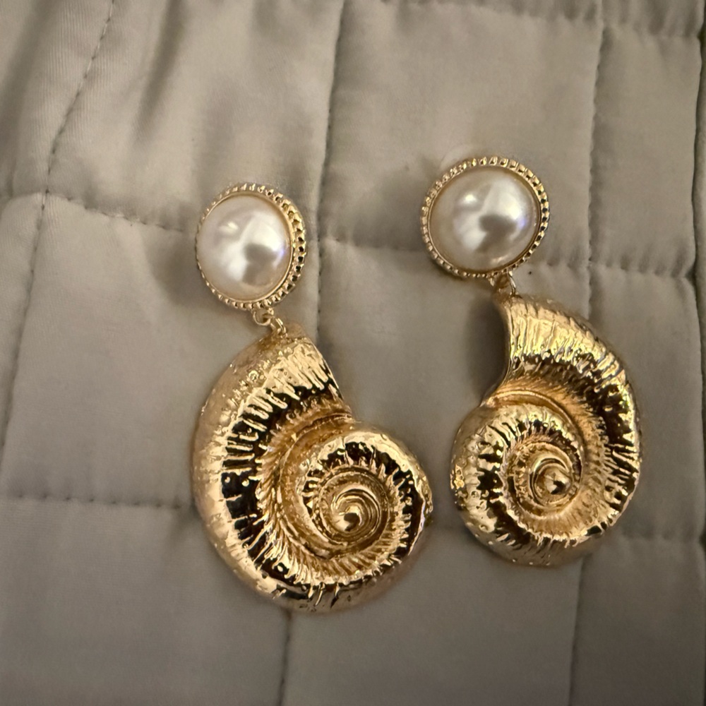Gold Pearl Shell Drop Earrings - Women Jewelry